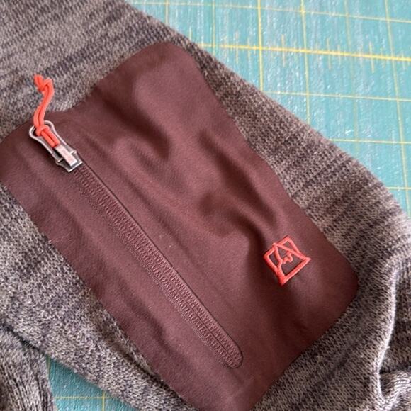 Avalanche Mens Sweater Thermalation Mid-Layering Size Medium Long Sleeve 1/4 Zip - Picture 4 of 6